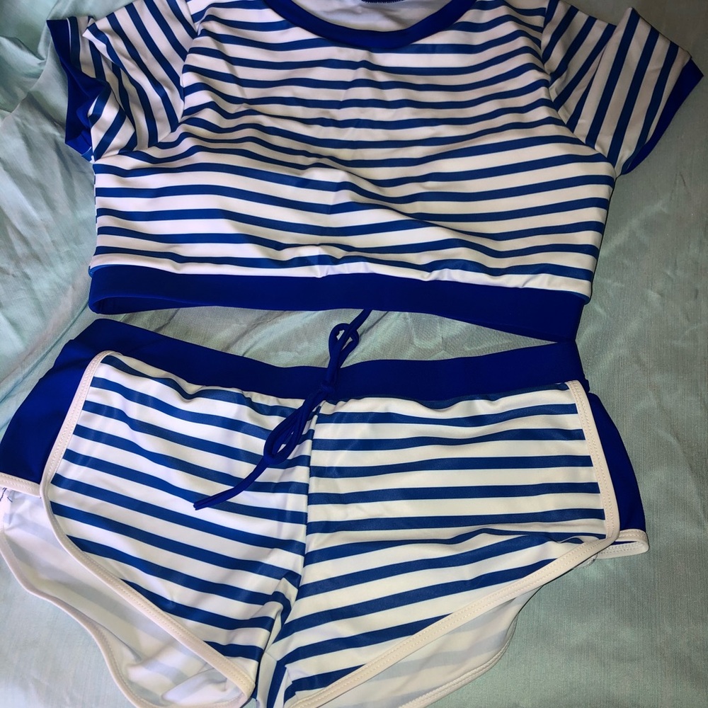 Bathing suite